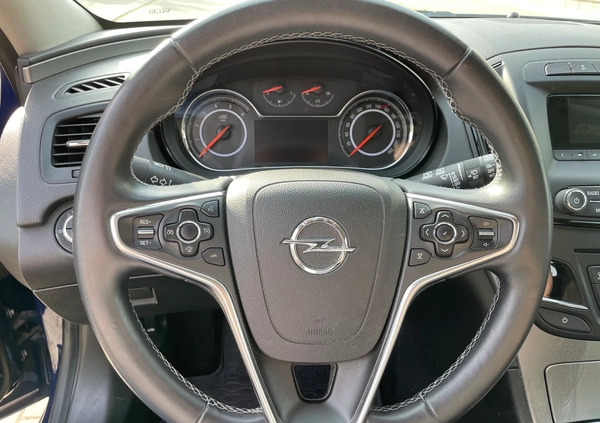 Opel Insignia cena 37000 przebieg: 140000, rok produkcji 2015 z Gdańsk małe 137